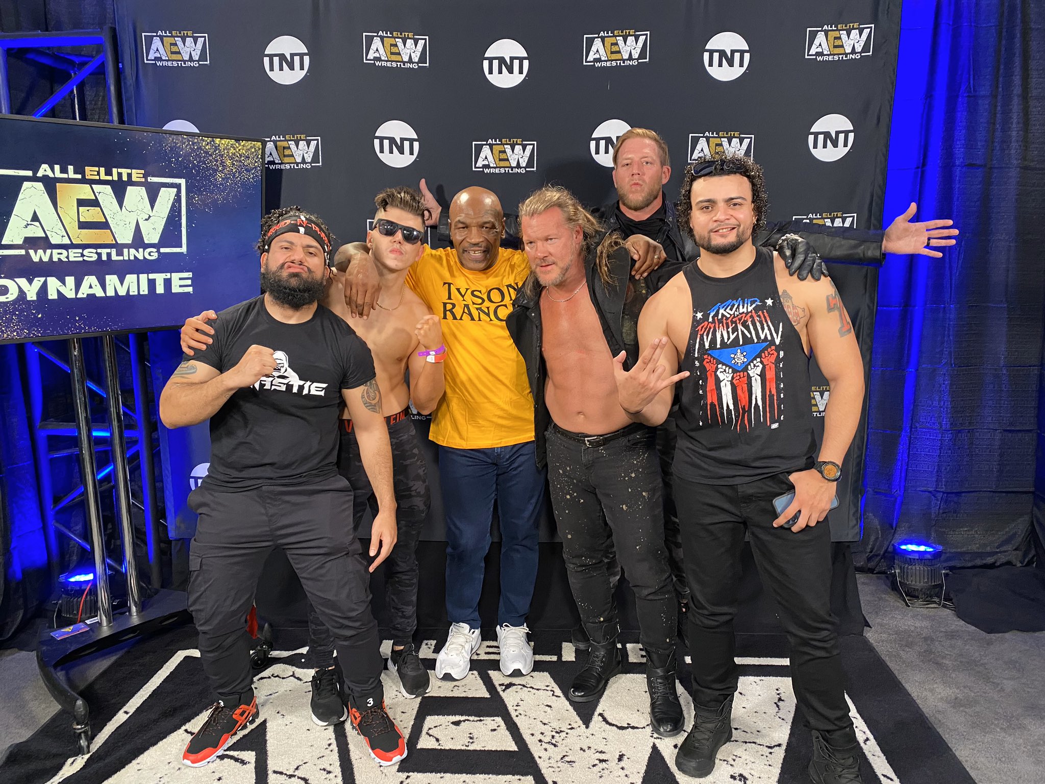 aew wrestling on tv